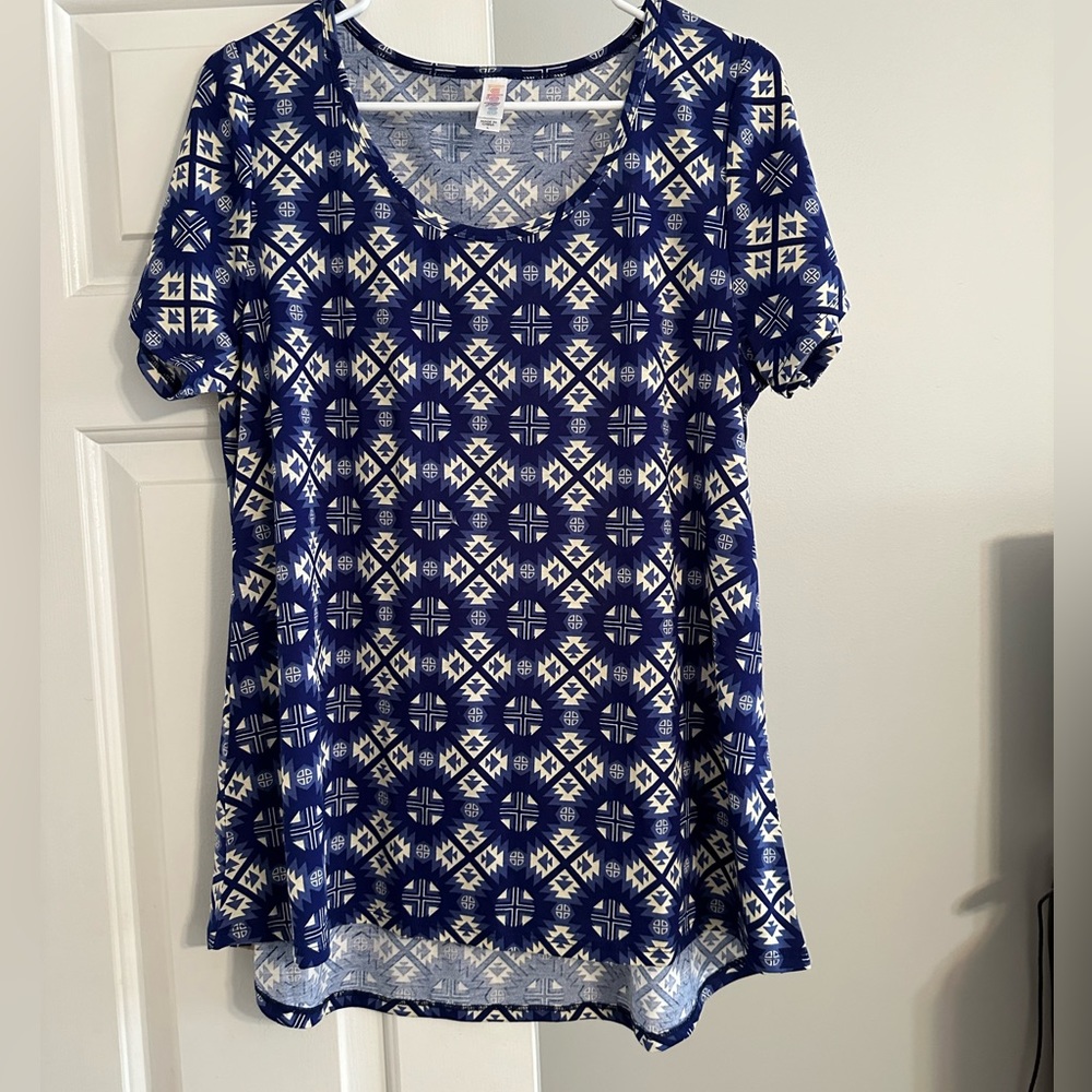 LuLaRoe Classic T